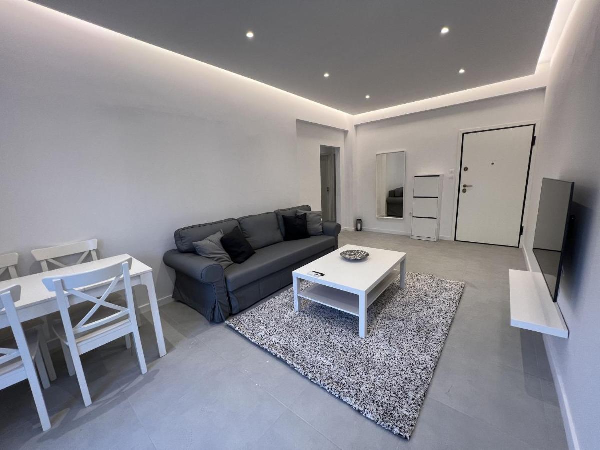 Comfy Apartment In Nea Smirni Athens Exterior photo
