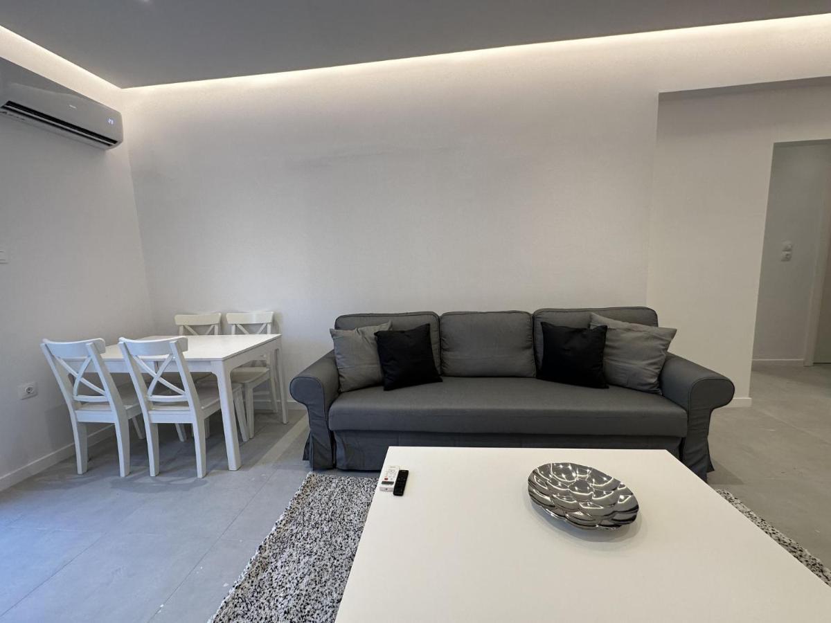 Comfy Apartment In Nea Smirni Athens Exterior photo